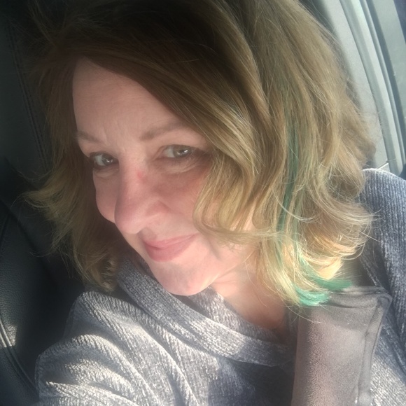 Meet your Posher, Lisa - Picture 9 of 13